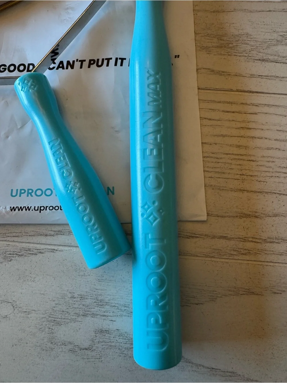 Uproot Cleaner Pro Easy pet Hair Remover Set in Aqua Blue